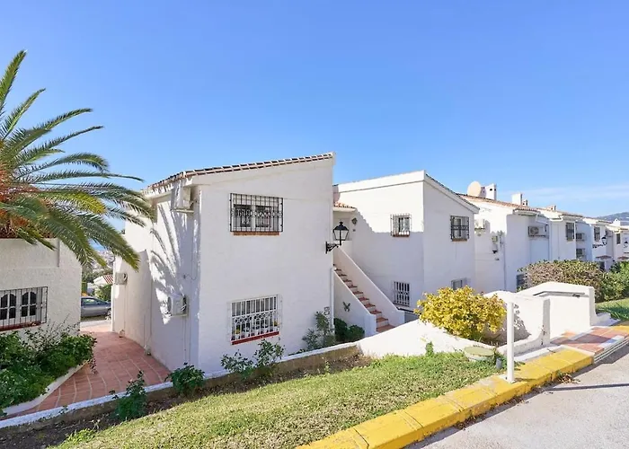 Sea View Capistrano Апартаменты Нерха