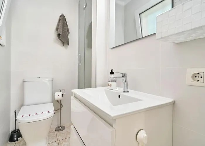 Sea View Capistrano Апартаменты *