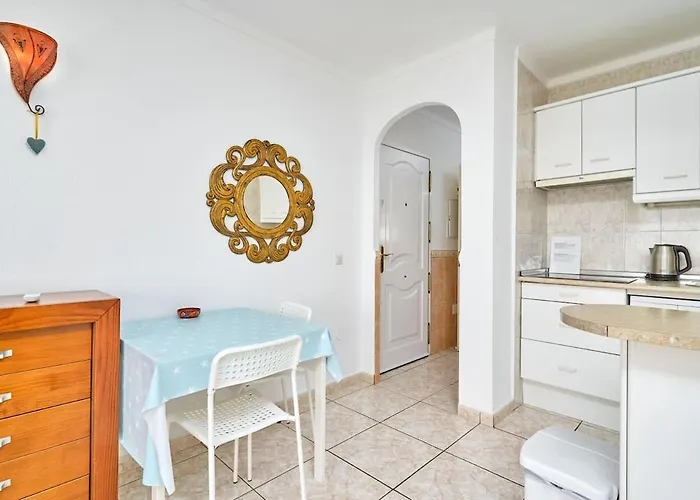 Апартаменты Sea View Capistrano Нерха