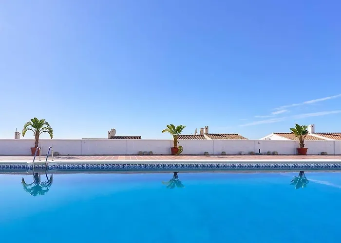 Sea View Capistrano Апартаменты *