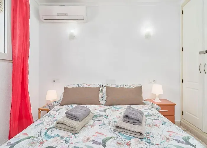 Sea View Capistrano Апартаменты Нерха