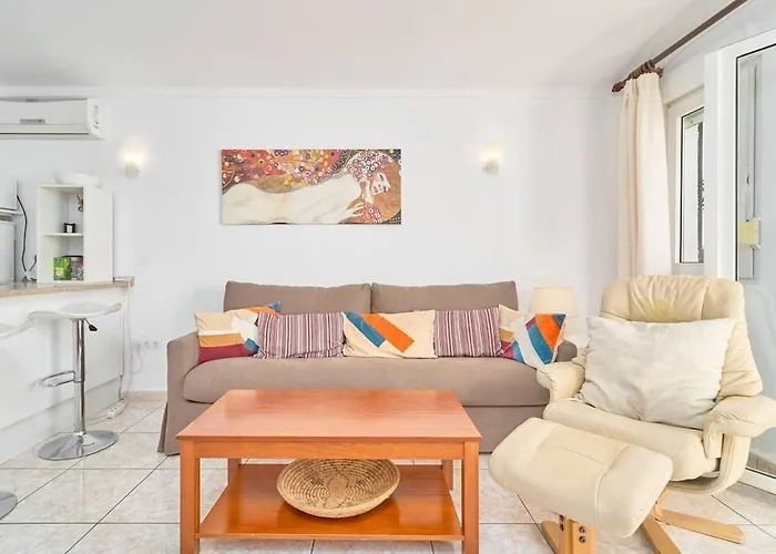 Sea View Capistrano Апартаменты *